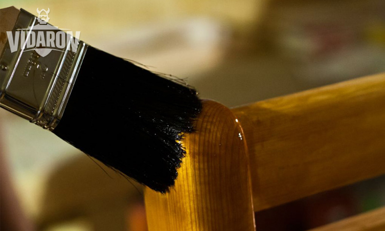 Poznaj 10 zasad malowania drewna
